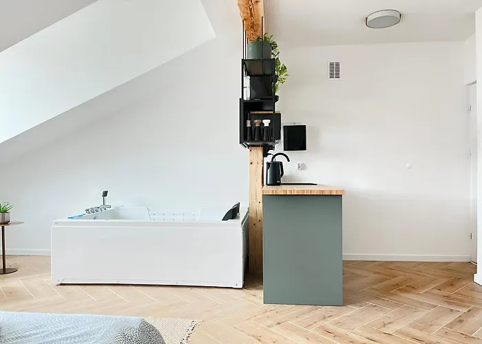 Premium Jacuzzi With Air Conditioning, Main Square Cracow