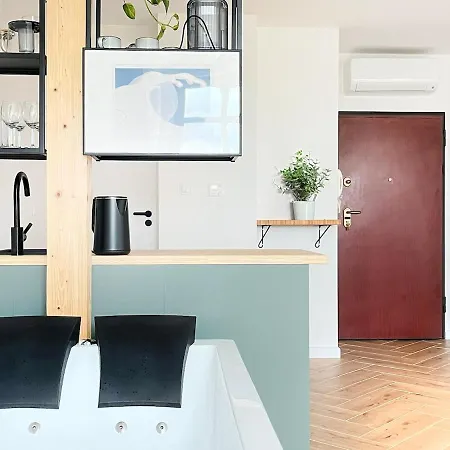 Premium Jacuzzi With Air Conditioning, Main Square Cracow * كراكوفيا