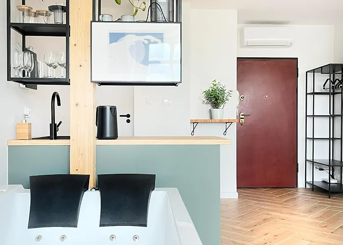 Premium Jacuzzi With Air Conditioning, Main Square Cracow